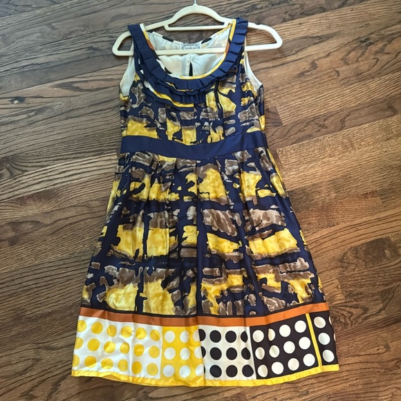 Yoana Baraschi Dresses & Skirts - Cute & uniquely patterned Dress!